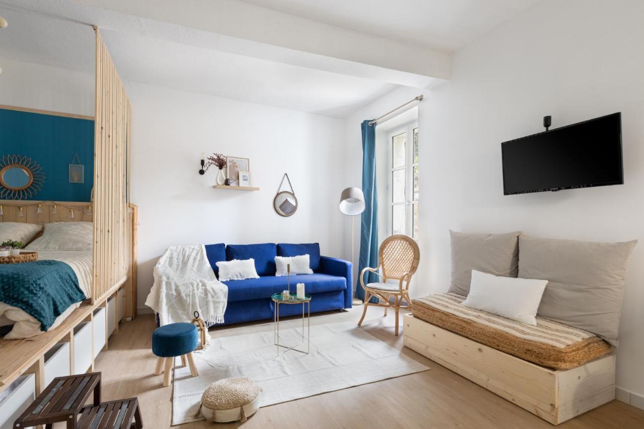 Charmant Studio Tres Bien Situe Aux Remparts Avignon Bagian luar foto